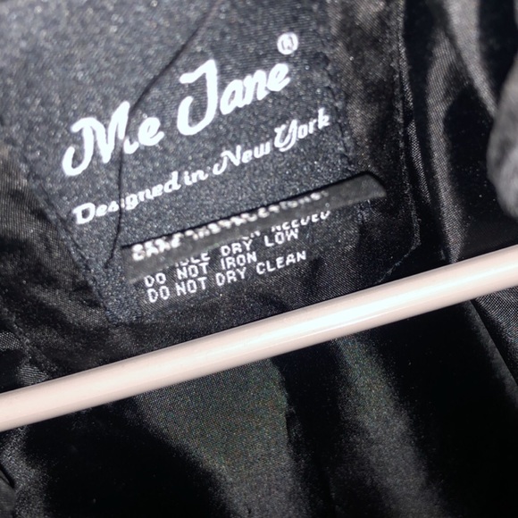 Coats - Picture 3 of 3